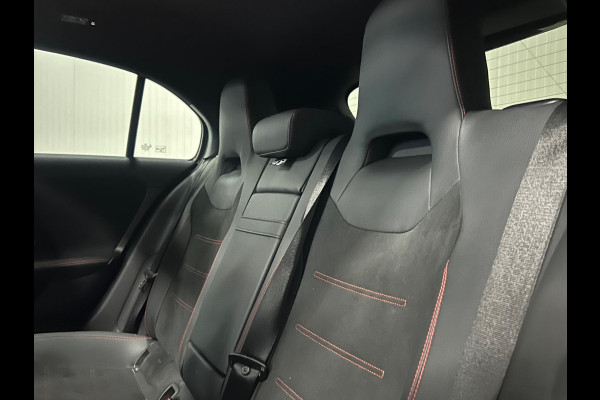 Mercedes-Benz A-Klasse 250 e AMG | PANO | HUD | 360 CAMERA | MEMORY | MULTIBEAM Mercedes-Benz A-Klasse 250 e AMG | PANO | HUD | 360 CAMERA | MEMORY | MULTIBEAM
