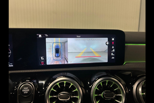 Mercedes-Benz A-Klasse 250 e AMG | PANO | HUD | 360 CAMERA | MEMORY | MULTIBEAM Mercedes-Benz A-Klasse 250 e AMG | PANO | HUD | 360 CAMERA | MEMORY | MULTIBEAM