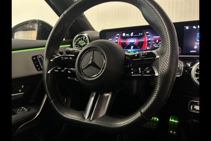 Mercedes-Benz A-Klasse 250 e AMG | PANO | HUD | 360 CAMERA | MEMORY | MULTIBEAM Mercedes-Benz A-Klasse 250 e AMG | PANO | HUD | 360 CAMERA | MEMORY | MULTIBEAM