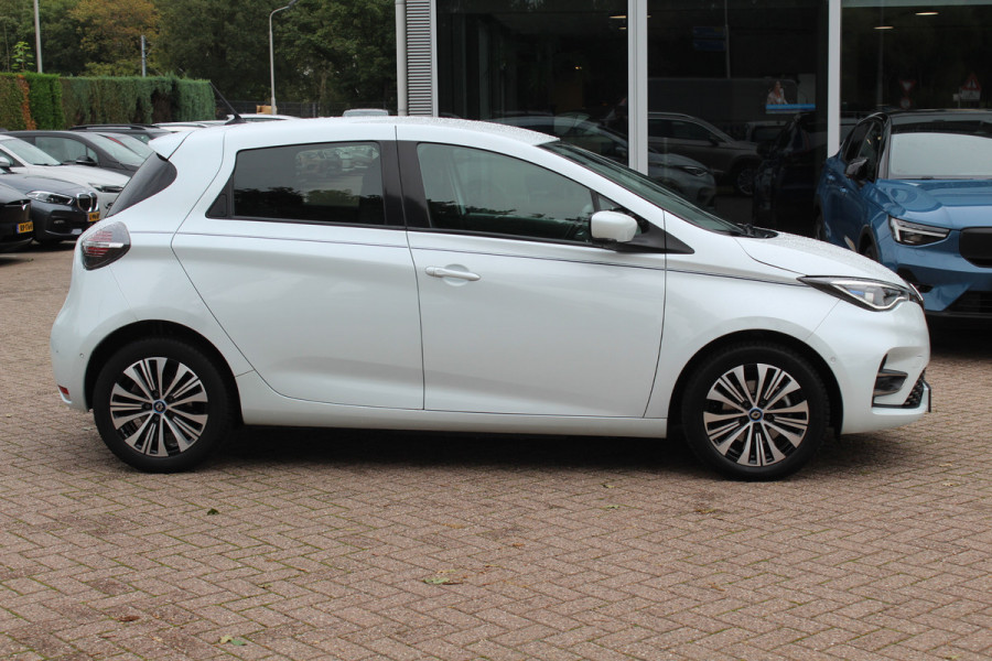 Renault ZOE R135 Serie Limitee Riviera 52 kWh / Camera / Leder / Navigatie / 16'' / DAB / Stoelverwarming / Cruise Control / Warmtepomp