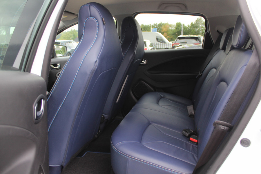 Renault ZOE R135 Serie Limitee Riviera 52 kWh / Camera / Leder / Navigatie / 16'' / DAB / Stoelverwarming / Cruise Control / Warmtepomp