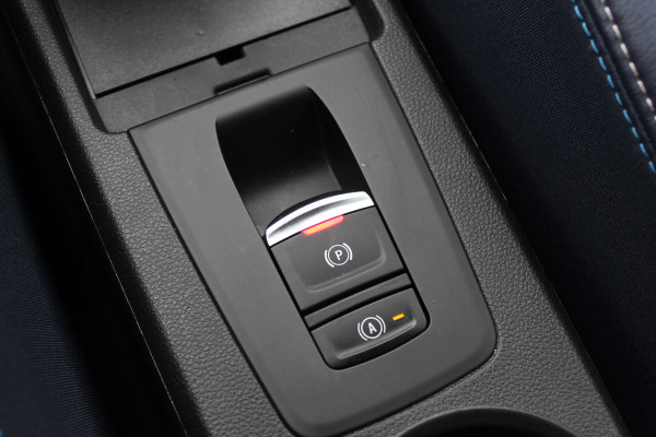 Renault ZOE R135 Serie Limitee Riviera 52 kWh / Camera / Leder / Navigatie / 16'' / DAB / Stoelverwarming / Cruise Control / Warmtepomp