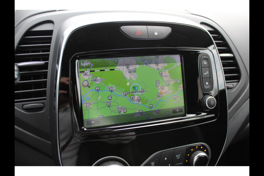 Renault Captur 1.2 TCe Intens / Camera / Navigatie / Keyless / 17'' / DAB / Armsteun / Apple CarPlay / Cruise Control
