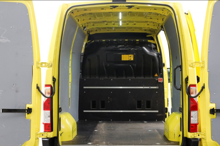 Renault Master T35 2.3 dCi 150pk Automaat L2H2 Airco/Cruise Control 12-2021