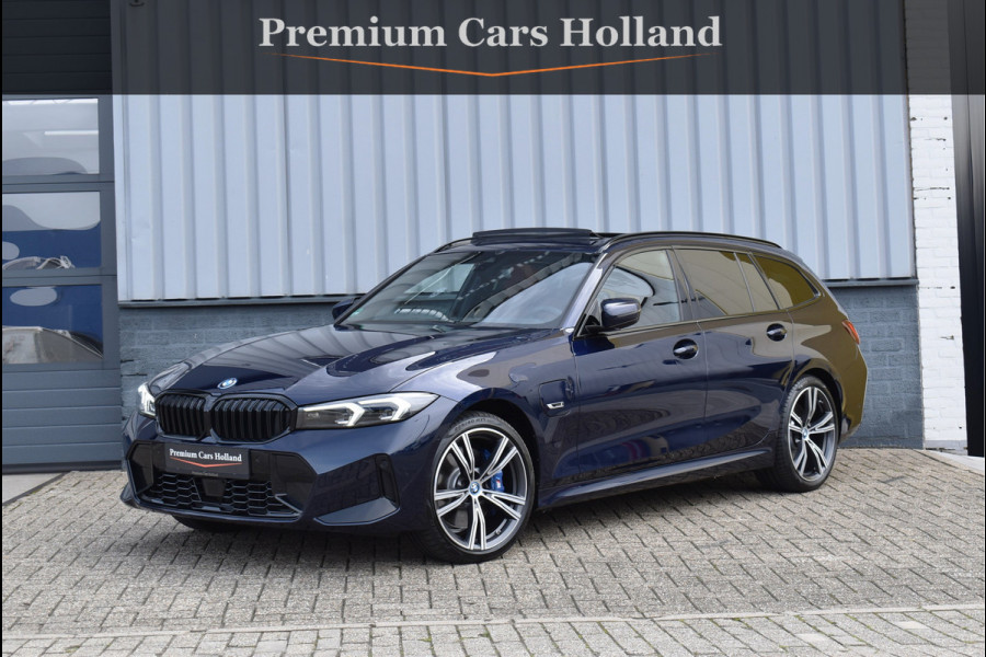 BMW 3 Serie Touring 330e xDrive 292 Pk Individual Pano Tartufo Leder H/K Memory Camera ACC 19 Inch