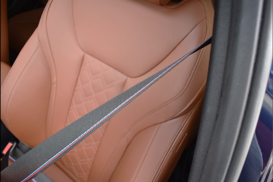 BMW 3 Serie Touring 330e xDrive 292 Pk Individual Pano Tartufo Leder H/K Memory Camera ACC 19 Inch