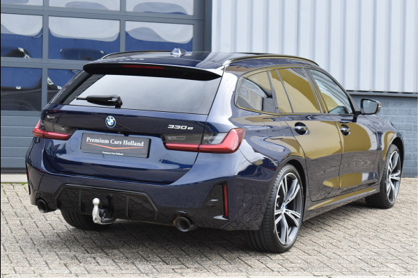 BMW 3 Serie Touring 330e xDrive 292 Pk Individual Pano Tartufo Leder H/K Memory Camera ACC 19 Inch
