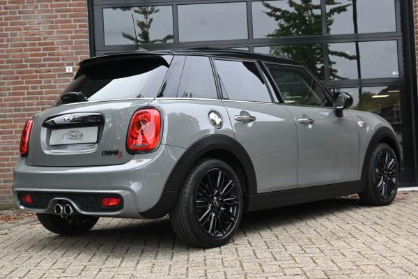 MINI Mini 2.0 Cooper S Chili BLACK Pano Leder A.Cruise DealerOH '17