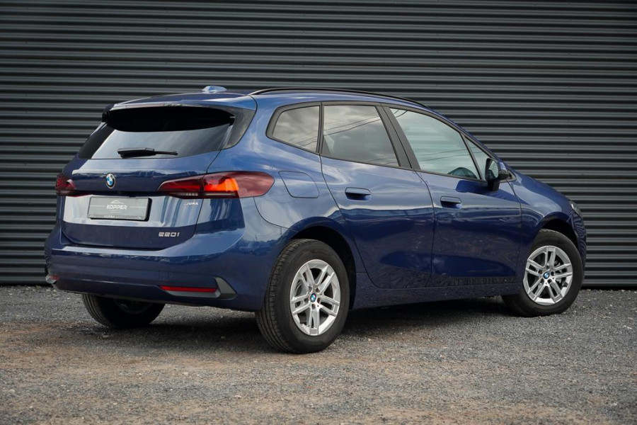 BMW 2 Serie Active Tourer 220i / Aut / Navi / Trekhaak Elektrisch / Incl BTW