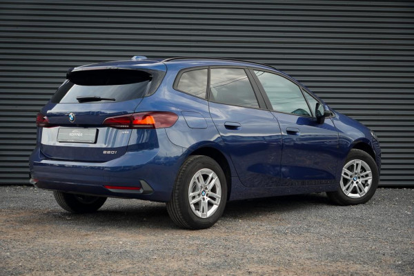 BMW 2 Serie Active Tourer 220i / Aut / Navi / Trekhaak Elektrisch / Incl BTW