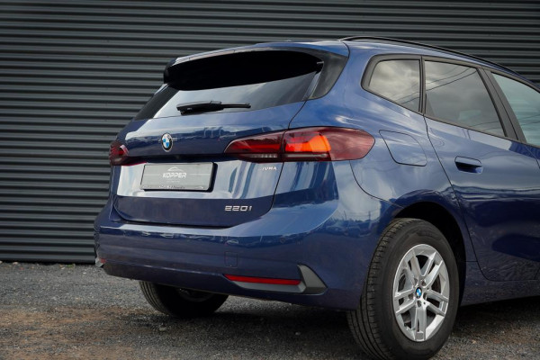 BMW 2 Serie Active Tourer 220i / Aut / Navi / Trekhaak Elektrisch / Incl BTW