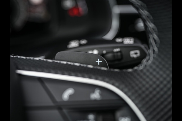 Audi Q8 60 TFSI e QUATTRO ABT AERO COMPETITION | CARBON | B&O SOUND SYSTEM | STOELMASSAGE | HEAD-UP | 4 WIEL BESTURING | ALCANTARA HEMEL