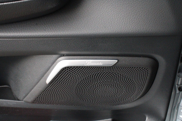 Mercedes-Benz V-Klasse 220d / Lang / DC / New Model / 2x Schuifdeur / Burmester / 360 Camera / NIEUWSTAAT