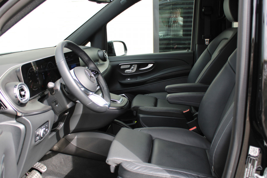 Mercedes-Benz V-Klasse 300d / XXL / DC / AMG / 2x Elec Schuifd / Elec Stoelen / 360 Cam / Burmester / Vol Opties / NIEUWSTAAT