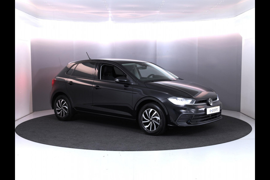 Volkswagen Polo 1.0 TSI Life Edition 95 pk Automaat (DSG) | Verlengde garantie | Navigatie | Parkeersensoren | Achteruitrijcamera | Adaptieve cruise control |