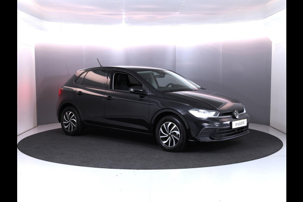 Volkswagen Polo 1.0 TSI Life Edition 95 pk Automaat (DSG) | Verlengde garantie | Navigatie | Parkeersensoren | Achteruitrijcamera | Adaptieve cruise control |