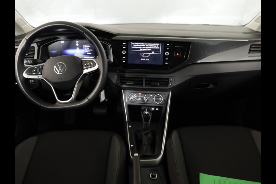 Volkswagen Polo 1.0 TSI Life Edition 95 pk Automaat (DSG) | Verlengde garantie | Navigatie | Parkeersensoren | Achteruitrijcamera | Adaptieve cruise control |