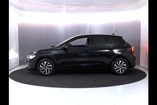 Volkswagen Polo 1.0 TSI Life Edition 95 pk Automaat (DSG) | Verlengde garantie | Navigatie | Parkeersensoren | Achteruitrijcamera | Adaptieve cruise control |