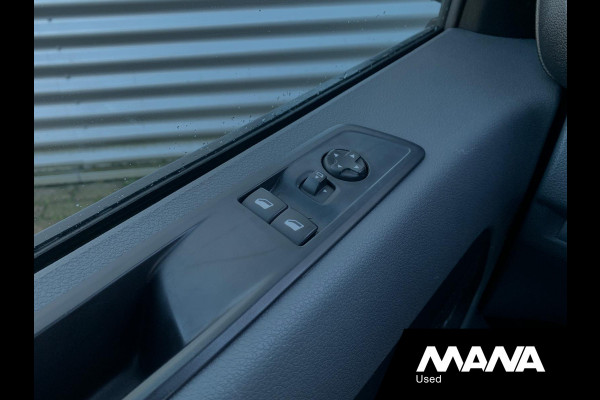 Peugeot Expert 2.0 BlueHDI 150PK Airco Trekhaak Sensoren Cruise 360 Camera Car-Play