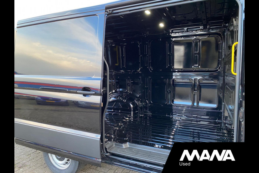 MAN TGE 35 2.0 3.180 180PK L3H2 Automaat Led Trekhaak Sensoren Camera Car-Play Navi ACC MAN TGE 35 2.0 3.180 180PK L3H2 Automaat Led Trekhaak Sensoren Camera Car-Play Navi ACC