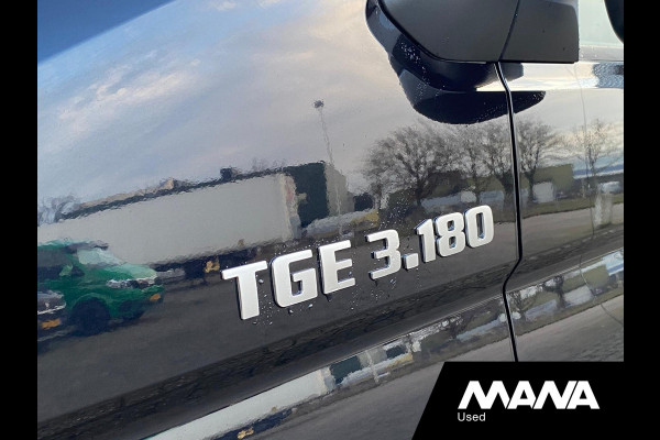 MAN TGE 35 2.0 3.180 180PK L3H2 Automaat Led Trekhaak Sensoren Camera Car-Play Navi ACC MAN TGE 35 2.0 3.180 180PK L3H2 Automaat Led Trekhaak Sensoren Camera Car-Play Navi ACC