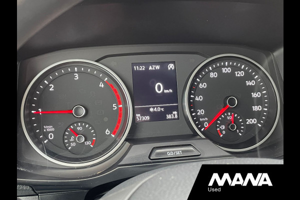 Volkswagen Crafter 35 3.180 L3H3 RWD 180pk 3500kg Trekhaak Airco Camera Navi CarPlay Laadruimtebekleding 12V Opstapbumper Leder Bijrijdersbank