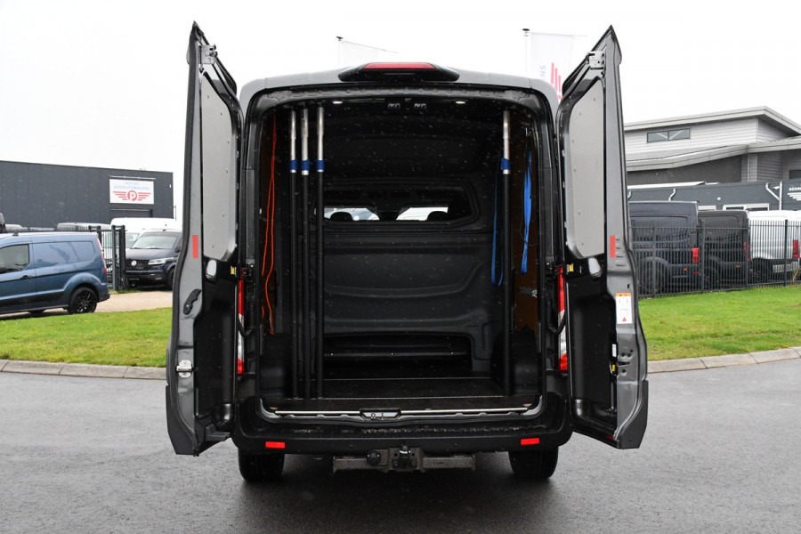 Ford Transit 2.0 TDCI L2H2 DC Raptor Grill Camera, Cruise, Carplay, Stoelverwarming, 130pk, Automaat, Multimedia, 2 x Schuifdeur, Uniek!
