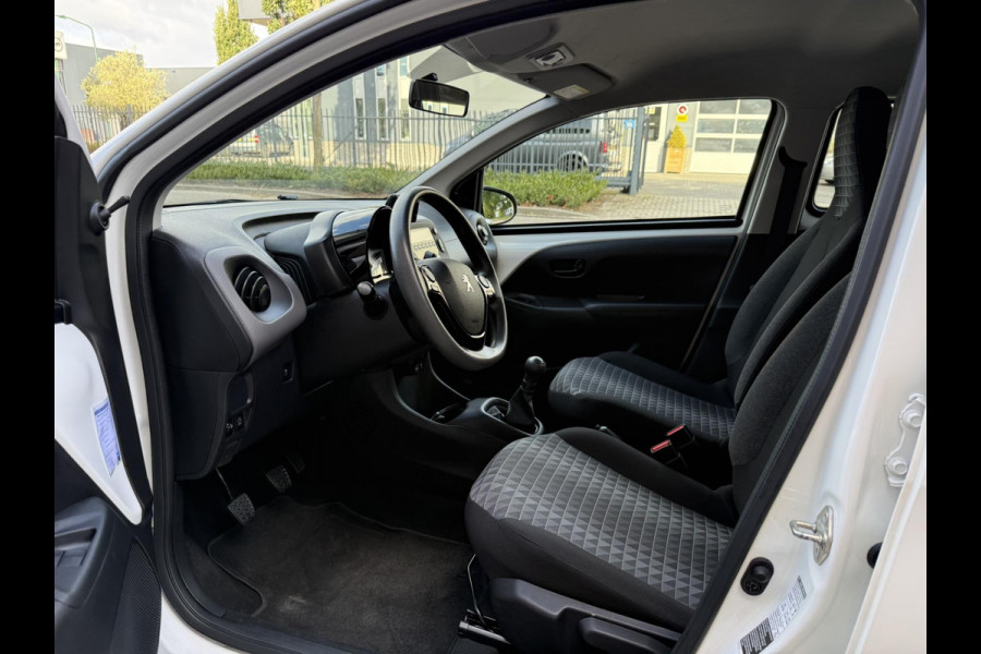 Peugeot 108 1.0 e-VTi / Airco / ALL-Season banden / Bluetooth / 1e Eigenaar / Origineel NED-108 / Facturen onderhoud aanwezig Peugeot 108 1.0 e-VTi / Airco / ALL-Season banden / Bluetooth / 1e Eigenaar / Origineel NED-108 / Facturen onderhoud aanwezig