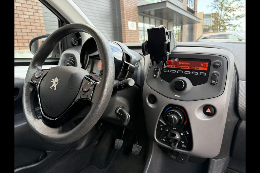 Peugeot 108 1.0 e-VTi / Airco / ALL-Season banden / Bluetooth / 1e Eigenaar / Origineel NED-108 / Facturen onderhoud aanwezig Peugeot 108 1.0 e-VTi / Airco / ALL-Season banden / Bluetooth / 1e Eigenaar / Origineel NED-108 / Facturen onderhoud aanwezig