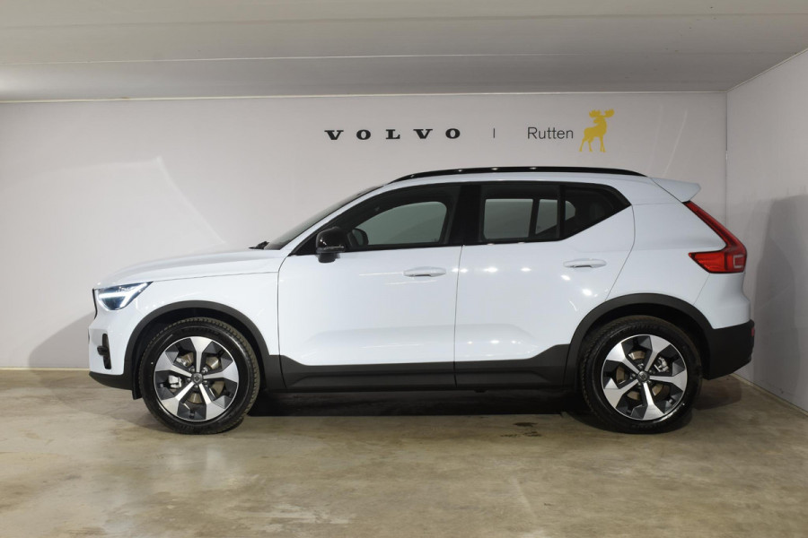 Volvo XC40 B4 211PK Plus Dark / Navigatie / Adaptive Cruise / Harman Kardon / Stuur & Stoelverwarming / Elektrische achterklep / Achteruitrijcamera / Trekhaak / Elektrische stoelverst. met geheugen