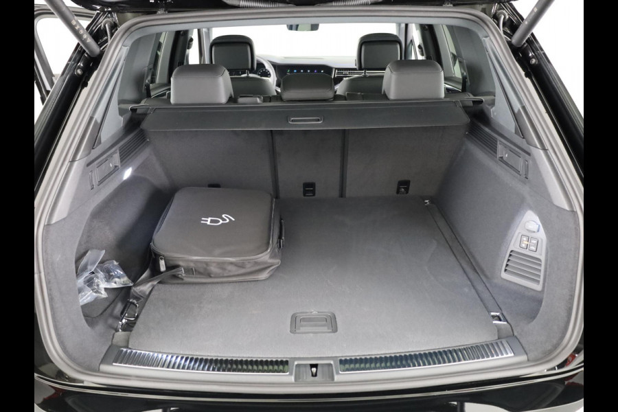 Volkswagen Touareg 3.0 TSi eHybrid 4MOTION R Edition 462PK PHEV| DYNAUDIO | Lederpakket "Puglia" |Luchtvering 22 Inch LM | Trekhaak incl Assistent |
