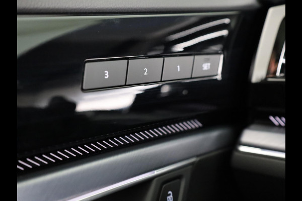 Volkswagen Touareg 3.0 TSi eHybrid 4MOTION R Edition 462PK PHEV| DYNAUDIO | Lederpakket "Puglia" |Luchtvering 22 Inch LM | Trekhaak incl Assistent |