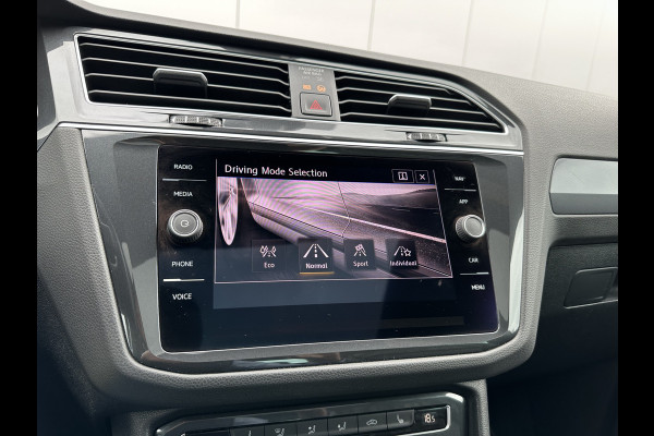 Volkswagen Tiguan 1.5 TSI ACT 150pk DSG R-Line | Pano dak | Leder