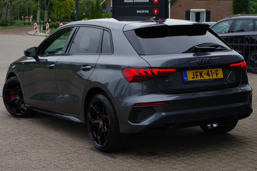 Audi A3 Sportback 45 TFSI e S-Line Edition Competition 245 PK PHEV, Matrix-LED, B&O Sound, Memory