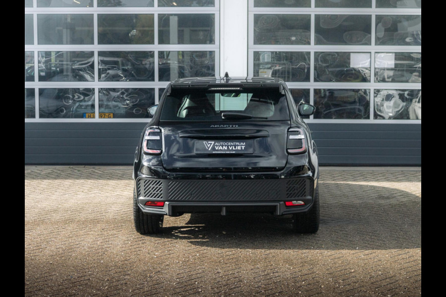 Abarth 600e Turismo 54 kWh | Uit voorraad leverbaar