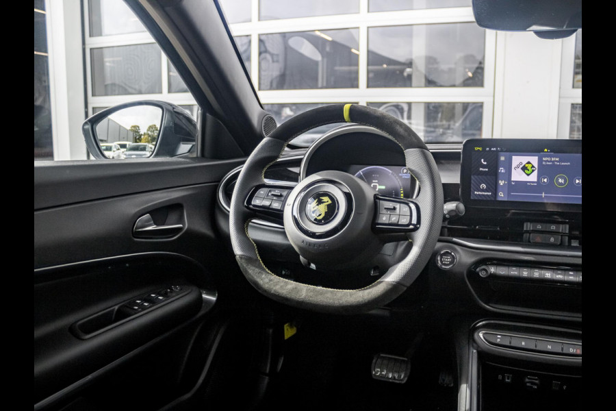 Abarth 600e Turismo 54 kWh | Uit voorraad leverbaar