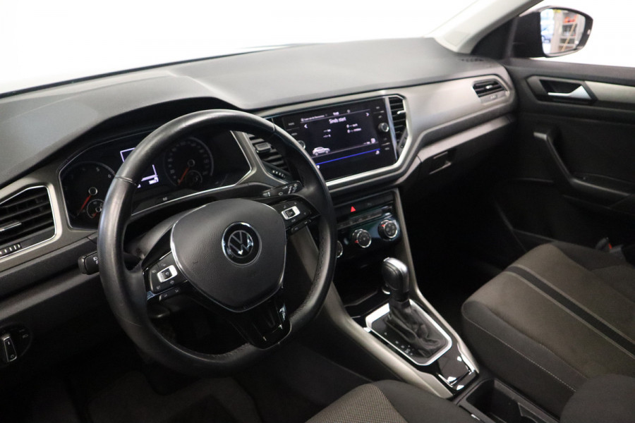 Volkswagen T-Roc 1.5 TSI Style 150pk! Navigatie Adaptive-Cruise Camera