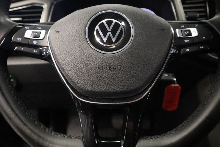 Volkswagen T-Roc 1.5 TSI Style 150pk! Navigatie Adaptive-Cruise Camera