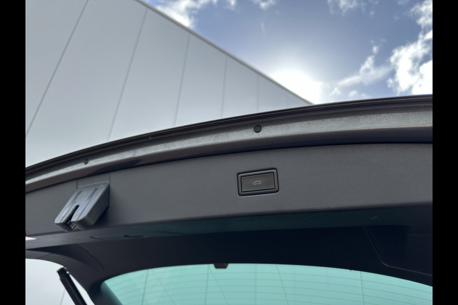 Volkswagen Tiguan 1.5 TSI ACT 150pk DSG R-Line | Pano dak | Leder