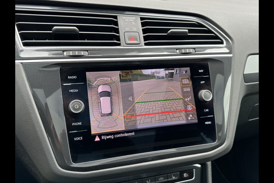 Volkswagen Tiguan 1.5 TSI ACT 150pk DSG R-Line | Pano dak | Leder