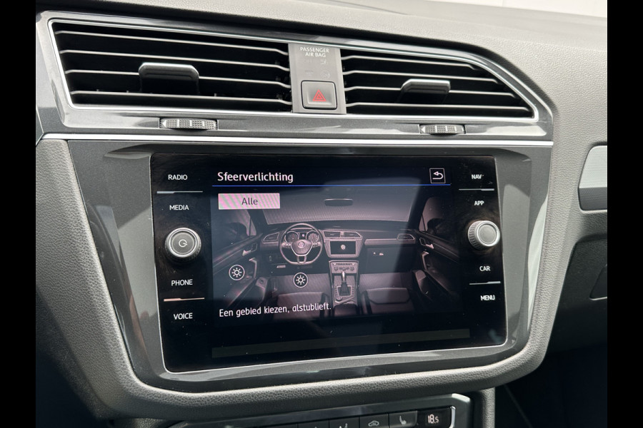 Volkswagen Tiguan 1.5 TSI ACT 150pk DSG R-Line | Pano dak | Leder