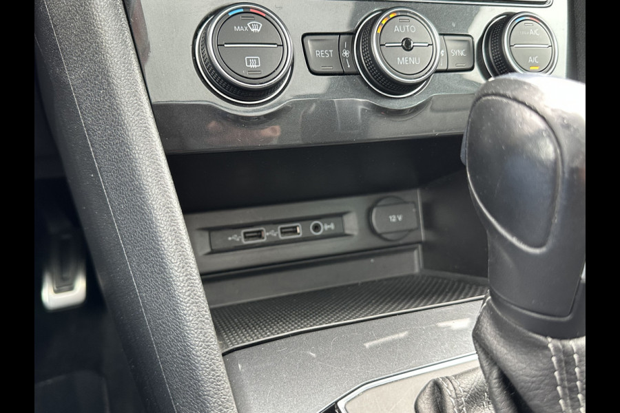 Volkswagen Tiguan 1.5 TSI ACT 150pk DSG R-Line | Pano dak | Leder