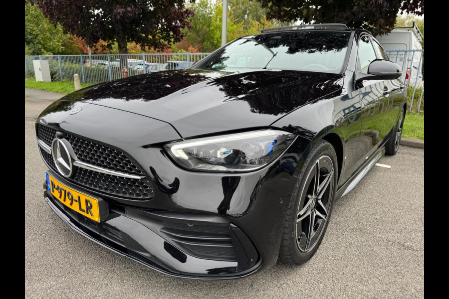 Mercedes-Benz C-Klasse 200 Launch Edition AMG Line Panorama 360 Camera