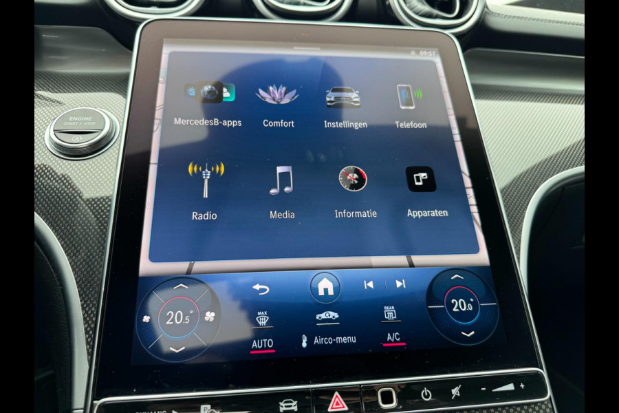 Mercedes-Benz C-Klasse 200 Launch Edition AMG Line Panorama 360 Camera