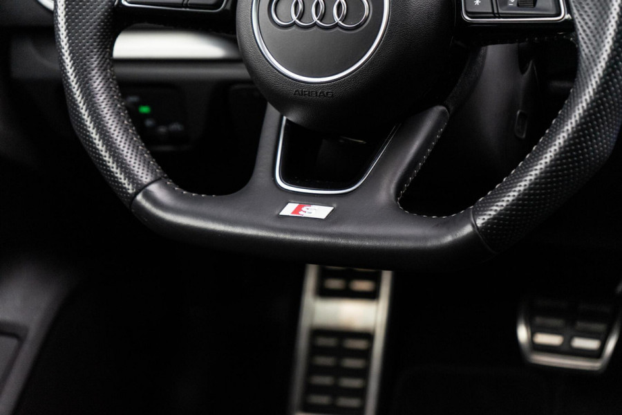 Audi A3 Limousine 2.0 TFSI Quattro S-Line Pano / Camera / Virtual