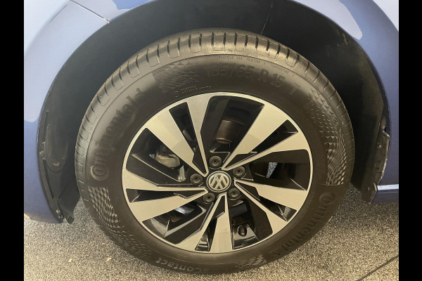 Volkswagen Polo 1.0 TSI Comfortline Business Airco|ECC Navi Carplay Adaptive Cruise Control PDC VA 15" LM Velgen Volkswagen Polo 1.0 TSI Comfortline Business Airco|ECC Navi Carplay Adaptive Cruise Control PDC VA 15" LM Velgen