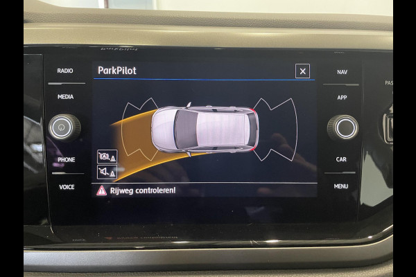 Volkswagen Polo 1.0 TSI Comfortline Business Airco|ECC Navi Carplay Adaptive Cruise Control PDC VA 15" LM Velgen Volkswagen Polo 1.0 TSI Comfortline Business Airco|ECC Navi Carplay Adaptive Cruise Control PDC VA 15" LM Velgen
