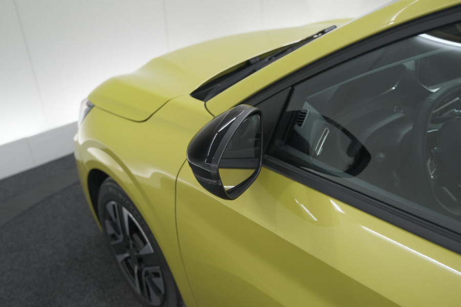 Peugeot 208 PureTech 100 Allure | Parkeersensoren | Apple Carplay | Climate Control