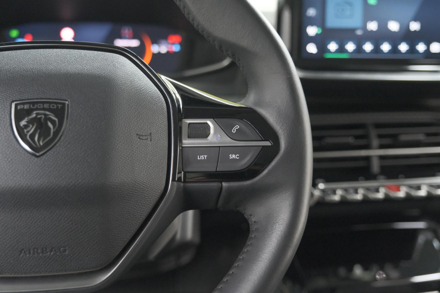 Peugeot 208 PureTech 100 Allure | Parkeersensoren | Apple Carplay | Climate Control