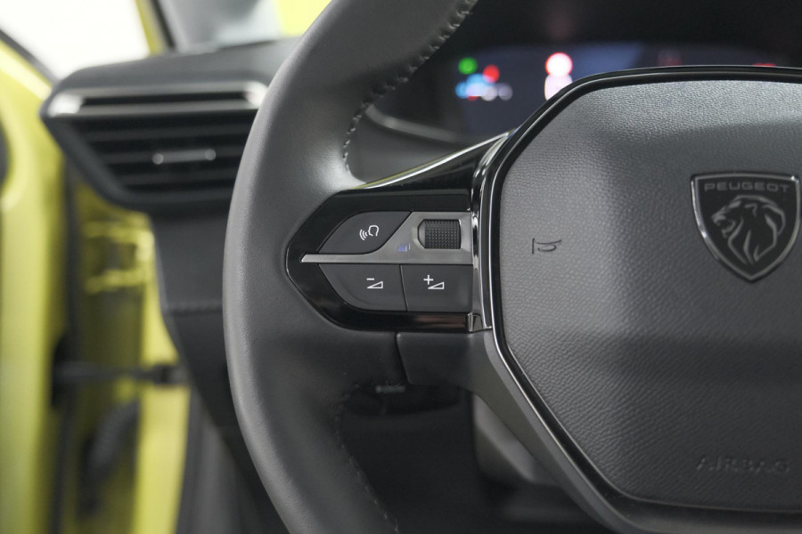 Peugeot 208 PureTech 100 Allure | Parkeersensoren | Apple Carplay | Climate Control